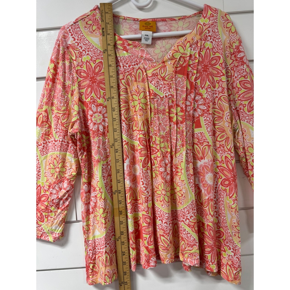 Ruby Rd Petite PXL Floral Medallion Print 3/4 Sleeve Pleated Knit Top Coral Pink - Picture 3 of 6